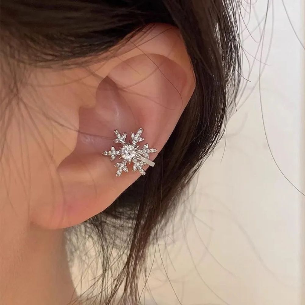 Zayne Snowflake Ear Clips