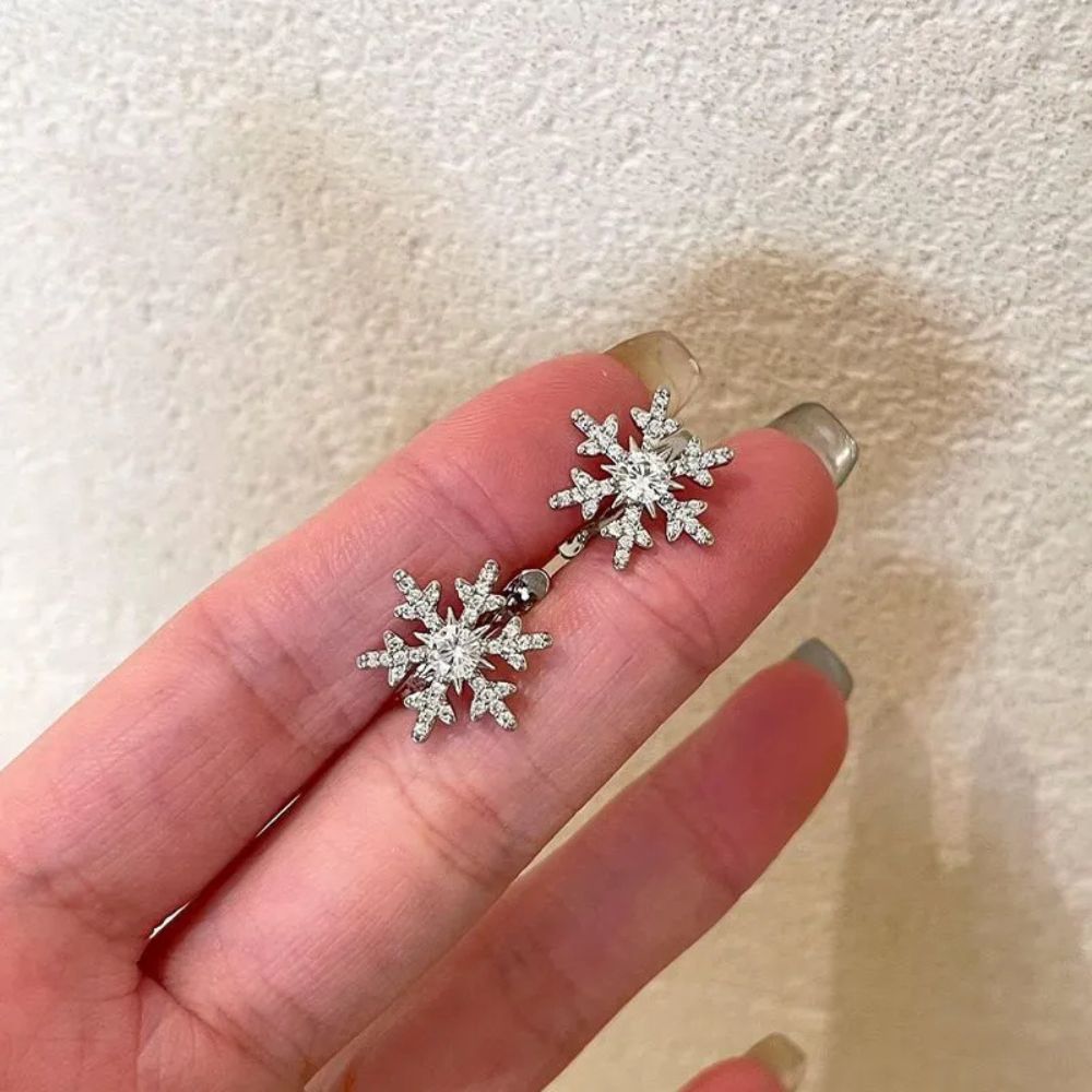 Zayne Snowflake Ear Clips