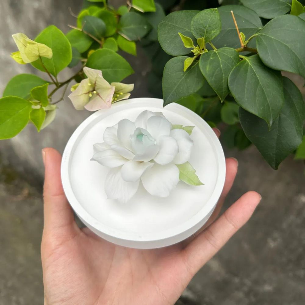 Jasmine Flower Dehua White Porcelain Aroma Stone