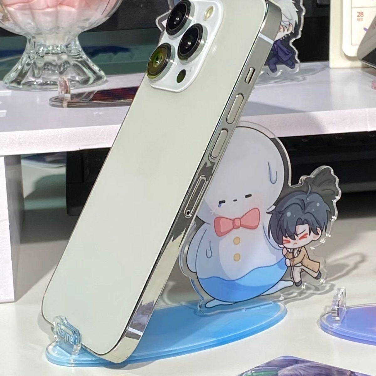 LADS Acrylic Phone Holder