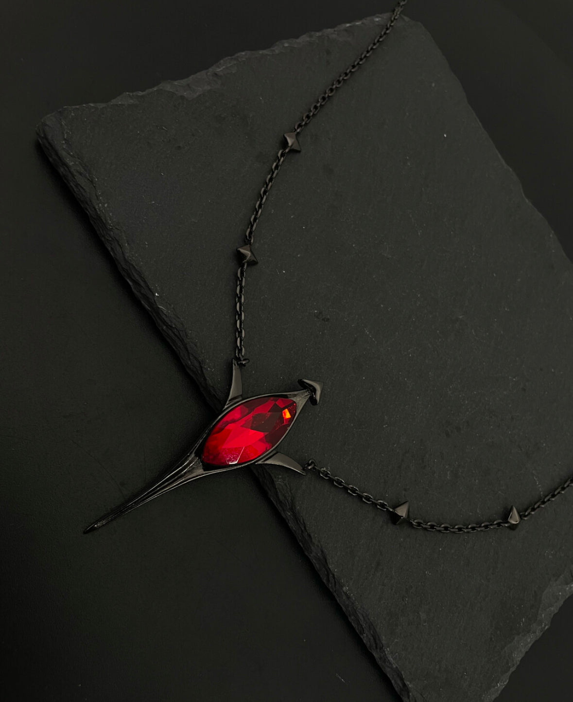 Sylus: Where Drakeshadows Fall Necklace